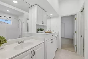 7920 Royal Queensland Way, Lakewood Ranch, FL 34202 - Photo 29