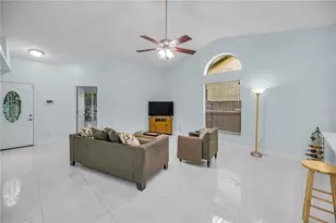 4113 Quail Briar Dr, Valrico, FL 33596 - Photo 13