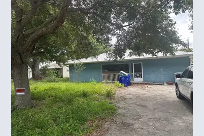 1245 35th Avenue, Vero Beach, FL 32960 - Photo 1