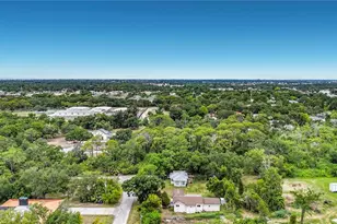 2115 55th Ave E, Bradenton, FL 34203 - Photo 39