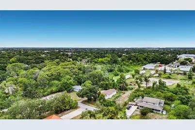2115 55th Avenue E, Bradenton, FL 34203 - Photo 33