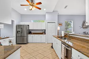 2219 18th Ave W, Bradenton, FL 34205 - Photo 25