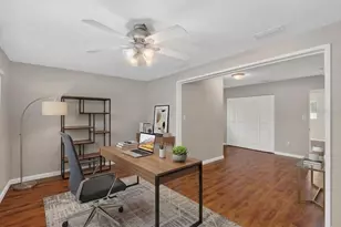 2505 Wood St, Sarasota, FL 34237 - Photo 29