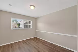 2505 Wood St, Sarasota, FL 34237 - Photo 31