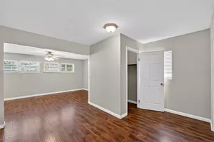 2505 Wood St, Sarasota, FL 34237 - Photo 37
