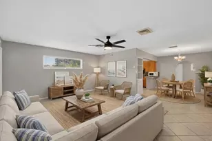 2505 Wood St, Sarasota, FL 34237 - Photo 9