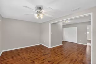 2505 Wood St, Sarasota, FL 34237 - Photo 29