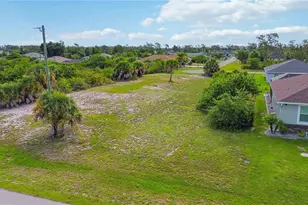 116 Antis Dr, Rotonda West, FL 33947 - Photo 9