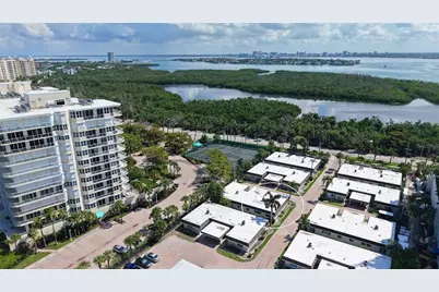 1900 Benjamin Franklin Drive #V11, Sarasota, FL 34236 - Photo 3