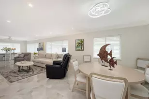 1900 Benjamin Franklin Dr, Sarasota, FL 34236 - Photo 13
