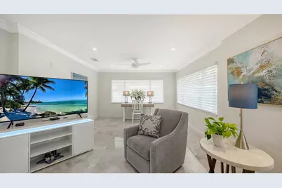 1900 Benjamin Franklin Drive #V11, Sarasota, FL 34236 - Photo 21