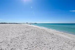 1900 Benjamin Franklin Dr, Sarasota, FL 34236 - Photo 33