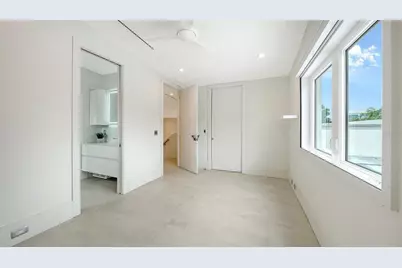 2138 Hawthorne Street, Sarasota, FL 34239 - Photo 27