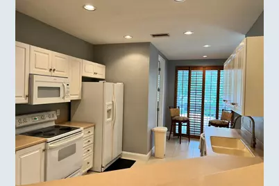 3608 54th Drive W #202, Bradenton, FL 34210 - Photo 9
