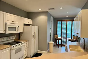 3608 54th Dr W, Bradenton, FL 34210 - Photo 9