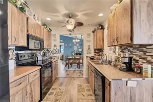 2339 Lake View Blvd, Port Charlotte, FL 33948 - Photo 11