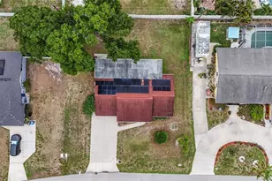 1006 De Leo Dr, Sarasota, FL 34243 - Photo 31