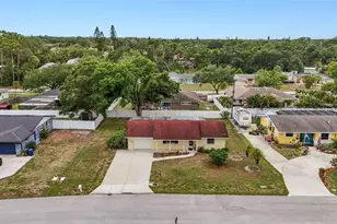 1006 De Leo Dr, Sarasota, FL 34243 - Photo 27