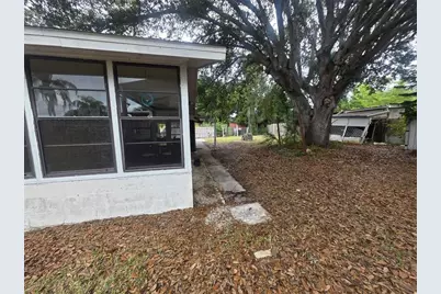 408 Pinewood Avenue, Nokomis, FL 34275 - Photo 3