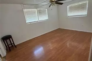 408 Pinewood Ave, Nokomis, FL 34275 - Photo 17