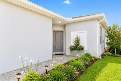 8710 Saint Kitts Circle, Englewood, FL 34224 - Photo 3