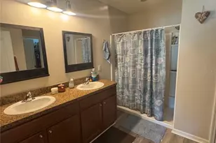 7023 57th Terrace E, Palmetto, FL 34221 - Photo 5