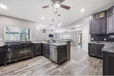 604 136th St E, Bradenton, FL 34212 - Photo 9