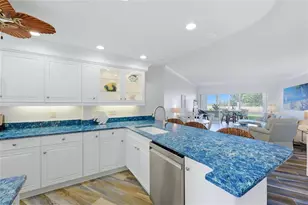 2110 Benjamin Franklin Dr, Sarasota, FL 34236 - Photo 21