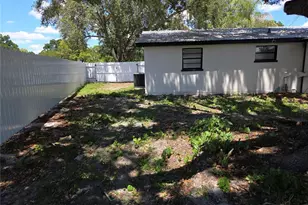 1230 Kew Cir, Lakeland, FL 33815 - Photo 31