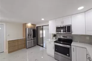 1230 Kew Cir, Lakeland, FL 33815 - Photo 13