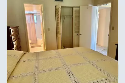 1310 Glen Oaks Drive E #385E, Sarasota, FL 34232 - Photo 11