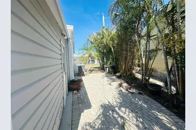 147 Maui Drive, Palmetto, FL 34221 - Photo 25