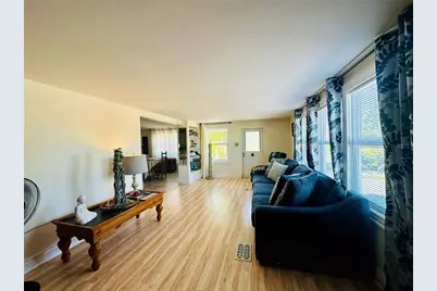 147 Maui Drive, Palmetto, FL 34221 - Photo 11