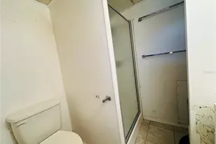 147 Maui Dr, Palmetto, FL 34221 - Photo 17