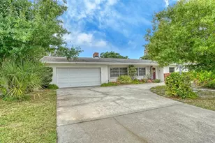 621 Alhambra Rd, Venice, FL 34285 - Photo 11