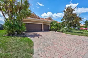 7511 Heritage Grand Pl, Bradenton, FL 34212 - Photo 7