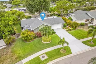 6543 Waterford Cir, Sarasota, FL 34238 - Photo 37