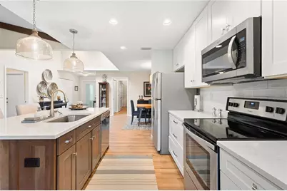 6543 Waterford Circle, Sarasota, FL 34238 - Photo 13