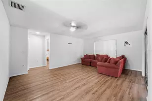 5080 Barrington Cir, Sarasota, FL 34234 - Photo 19