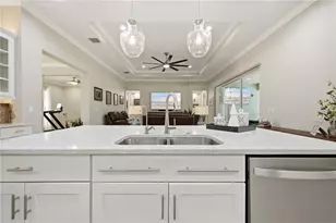 5315 San Remo Cir, Wimauma, FL 33598 - Photo 17