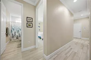 5315 San Remo Cir, Wimauma, FL 33598 - Photo 7