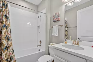11014 Wicker Park Pl, Palmetto, FL 34221 - Photo 33