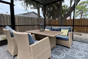 2026 Grove St, Sarasota, FL 34239 - Photo 25