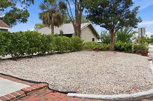 2026 Grove St, Sarasota, FL 34239 - Photo 37