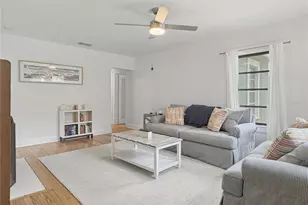 2026 Grove St, Sarasota, FL 34239 - Photo 3
