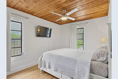 2026 Grove Street, Sarasota, FL 34239 - Photo 13