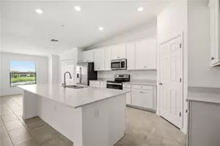 5695 Palmer Cir, Bradenton, FL 34211 - Photo 9