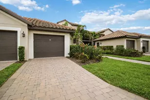 5695 Palmer Cir, Bradenton, FL 34211 - Photo 1