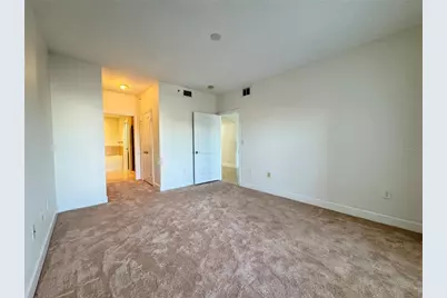 808 3rd Avenue W #301, Bradenton, FL 34205 - Photo 17