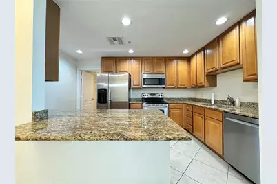 808 3rd Avenue W #301, Bradenton, FL 34205 - Photo 3